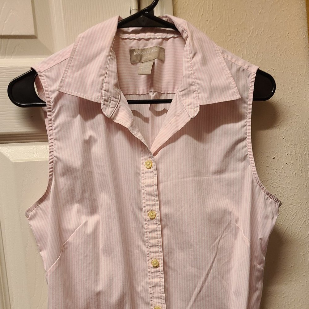 Banana Republic Tailored Sleeveless Shirt